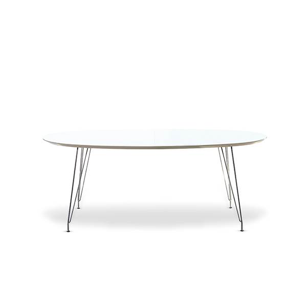 Andersen Furniture DK10 Ovalt Spisebord med Udtræk