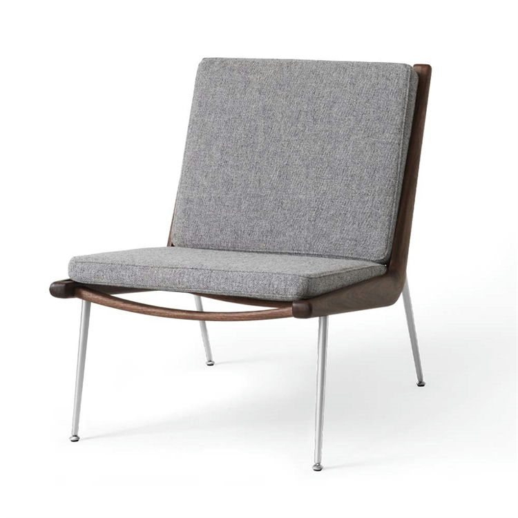 Andtradition Boomerang HM1 Loungestol i Oiled Walnut