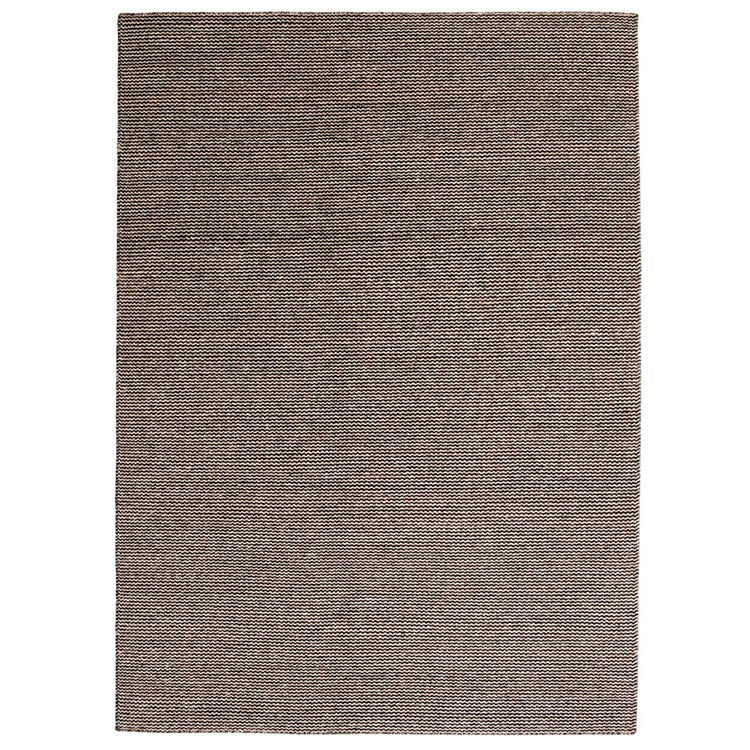 Fenris Tæppe i Sort/Natur - 250x350 cm fra Fabula Living