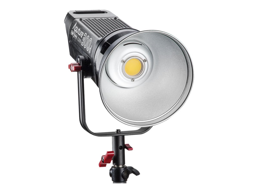 Light Storm C300d   Lampehoved   1 Hoveder X 1 Lampe   Led   Ac, Dc fra Aputure